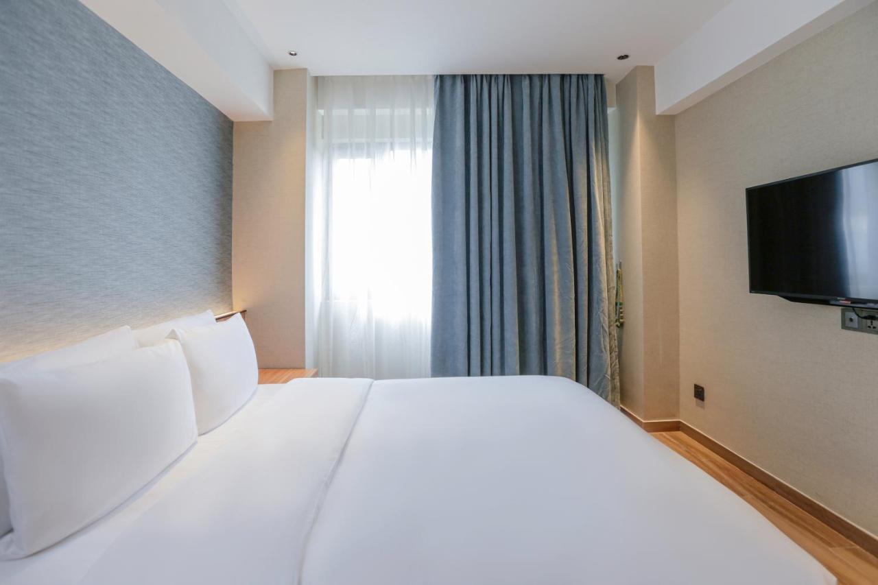 Hotel Casiana & Events Center Tagaytay Managed By Hii Tagaytay City Exterior foto